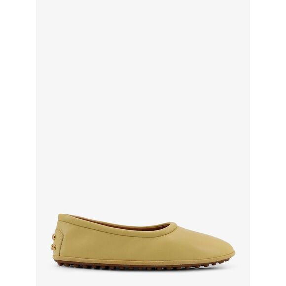 Tod's Women Leather Ballerina With Gomminos Detail On The Back
